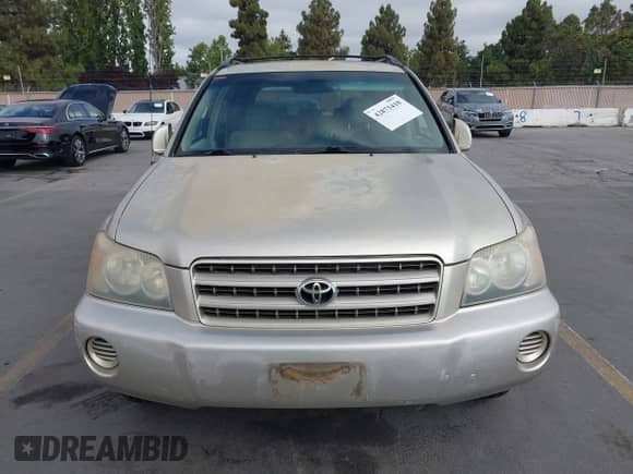 2001 Toyota Highlander с VIN JTEHF21A910003884, выставлен на аукционе IAAI как лот 42873410 с пробегом 168 333 миль миль и . История ставок и продаж доступна на DreamBid. Изображение 6.