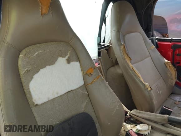 ✅ 1998 BMW 3 Series Z3 2.8 • VIN: 4USCJ3337WLB63900 • Lot: 42485098. Listed on IAAI with Not provided. Free auction sales archive from the USA and detailed vehicle history report at DreamBid. Image 8.