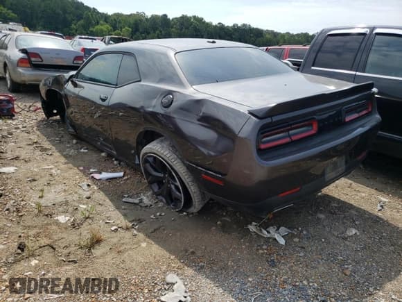 ✅ 2020 Dodge Challenger SXT • VIN: 2C3CDZAG5LH227707 • Lot: 50202612. Wystawiony na Copart z przebiegiem 48 030 mil. Bezpłatny archiwum sprzedaży aukcyjnych z USA i szczegółowy raport historii pojazdu na DreamBid. Zdjęcie 3.