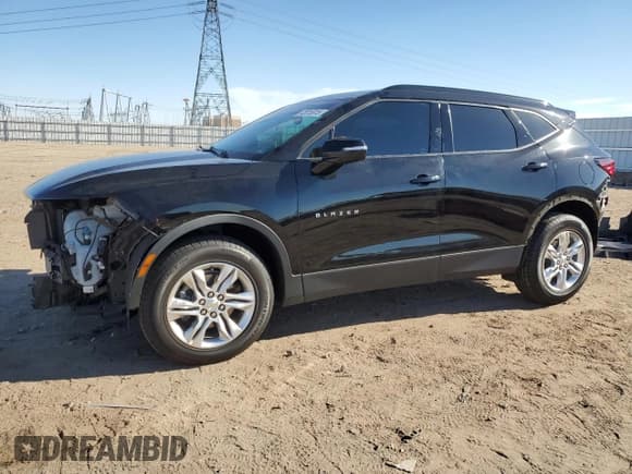✅ 2022 Chevrolet Blazer LT • VIN: 3GNKBCR45NS135797 • Lot: 72015815. Wystawiony na Copart z przebiegiem 135 318 mil. Bezpłatny archiwum sprzedaży aukcyjnych z USA i szczegółowy raport historii pojazdu na DreamBid. Zdjęcie 1.