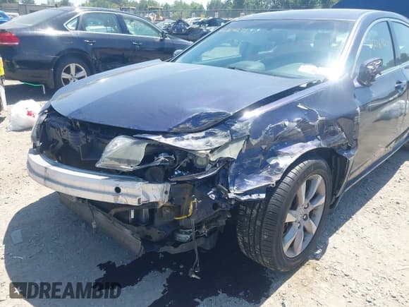 ✅ 2014 Acura TL Technology • VIN: 19UUA8F54EA001641 • Лот: 42764271. Опубликован ранее на IAAI с пробегом 103 900 миль. Бесплатный доступ к архиву аукционных продаж из США и подробный отчёт об истории автомобиля на DreamBid. Изображение 6.