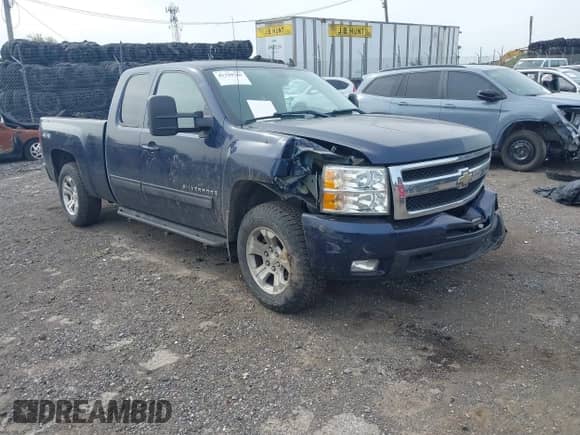 2009 Chevrolet Silverado 1500 LTZ z VIN 1GCEK39J19Z227509, wystawiony jako IAAI lot #43339769 z przebiegiem 98 235 mil mil oraz . Historia ofert i sprzedaży dostępna na DreamBid. Obrazek 1.