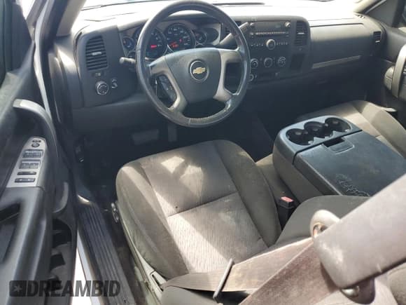 ✅ 2012 Chevrolet Silverado 1500 LT • VIN: 1GCRCSEA2CZ135525 • Lot: 68470785. Wystawiony na Copart z przebiegiem 161 254 mil. Bezpłatny archiwum sprzedaży aukcyjnych z USA i szczegółowy raport historii pojazdu na DreamBid. Zdjęcie 8.