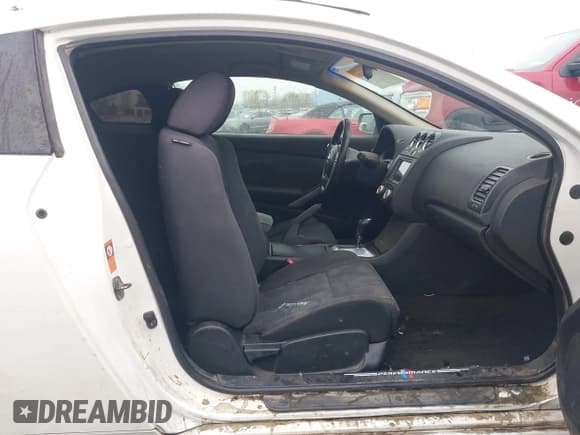 ✅ 2009 Nissan Altima S • VIN: 1N4AL24E99C155323 • Lot: 43767448. Listed on IAAI with 208,731 mi. Free auction sales archive from the USA and detailed vehicle history report at DreamBid. Image 5.