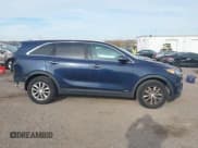 ✅ 2016 Kia Sorento LX • VIN: 5XYPGDA37GG146376 • Lot: 43636144. Wystawiony na IAAI z przebiegiem 81 263 mil. Bezpłatny archiwum sprzedaży aukcyjnych z USA i szczegółowy raport historii pojazdu na DreamBid. Zdjęcie 13.