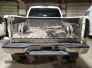 ✅ 2002 GMC Sierra 2500HD SLE • VIN: 1GTHK231X2F180763 • Lot: 42344945. Wystawiony na Copart z przebiegiem 216 956 mil. Bezpłatny archiwum sprzedaży aukcyjnych z USA i szczegółowy raport historii pojazdu na DreamBid. Zdjęcie 6.