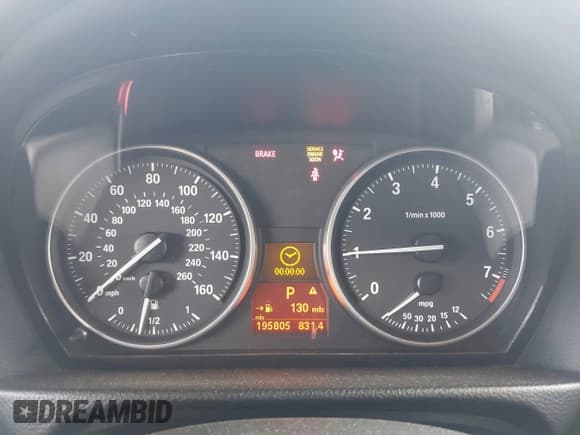 ✅ 2008 BMW 3 Series 328xi • VIN: WBAVC93558K038703 • Lot: 43273396. Listed on IAAI with 195,805 mi. Free auction sales archive from the USA and detailed vehicle history report at DreamBid. Image 7.