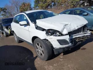 ✅ 2012 Volvo XC60 PZEV • VIN: YV4940DL8C2265691 • Lot: 41536642. Wystawiony na IAAI z przebiegiem 87 646 mil. Bezpłatny archiwum sprzedaży aukcyjnych z USA i szczegółowy raport historii pojazdu na DreamBid. Zdjęcie 1.