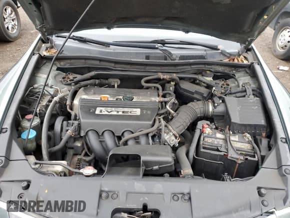 ✅ 2008 Honda Accord EX-L • VIN: JHMCP26858C014812 • Lot: 92932085. Wystawiony na Copart z przebiegiem 240 402 mil. Bezpłatny archiwum sprzedaży aukcyjnych z USA i szczegółowy raport historii pojazdu na DreamBid. Zdjęcie 11.