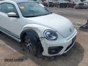 ✅ 2016 Volkswagen Beetle Dune • VIN: 3VWS17AT9GM630045 • Лот: 42819426. Опубликован ранее на IAAI с пробегом 30 370 миль. Бесплатный доступ к архиву аукционных продаж из США и подробный отчёт об истории автомобиля на DreamBid. Изображение 6.