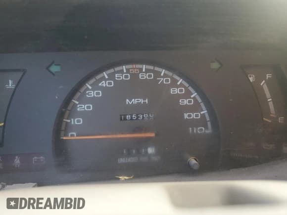 ✅ 1993 Isuzu Pickup S • VIN: 4S1CL11L5P4207790 • Lot: 69777215. Wystawiony na Copart z przebiegiem 185 380 mil. Bezpłatny archiwum sprzedaży aukcyjnych z USA i szczegółowy raport historii pojazdu na DreamBid. Zdjęcie 9.