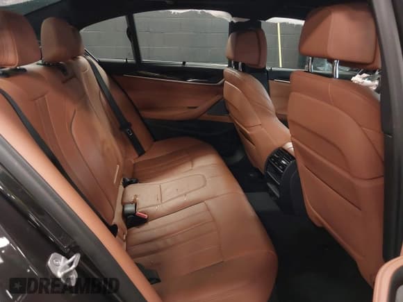 ✅ 2019 BMW 5 Series 530i xDrive • VIN: WBAJA7C57KWW45999 • Lot: 42540573. Listed on IAAI with 42,463 mi. Free auction sales archive from the USA and detailed vehicle history report at DreamBid. Image 8.