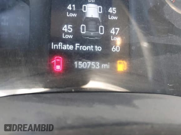 ✅ 2019 Ram 2500 Tradesman • VIN: 3C6UR5HJ6KG551413 • Lot: 43594790. Wystawiony na IAAI z przebiegiem 150 753 mil. Bezpłatny archiwum sprzedaży aukcyjnych z USA i szczegółowy raport historii pojazdu na DreamBid. Zdjęcie 15.