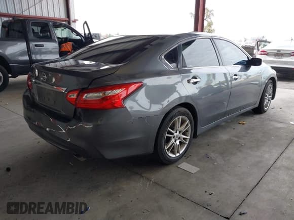 ✅ 2016 Nissan Altima SR • VIN: 1N4AL3AP0GC178725 • Lot: 43629688. Wystawiony na IAAI z przebiegiem 168 120 mil. Bezpłatny archiwum sprzedaży aukcyjnych z USA i szczegółowy raport historii pojazdu na DreamBid. Zdjęcie 4.