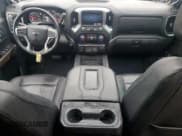 ✅ 2021 Chevrolet Silverado 1500 RST • VIN: 3GCUYEET0MG142523 • Lot: 89691365. Wystawiony na Copart z przebiegiem 105 713 mil. Bezpłatny archiwum sprzedaży aukcyjnych z USA i szczegółowy raport historii pojazdu na DreamBid. Zdjęcie 8.