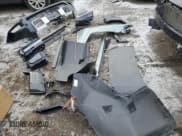 ✅ 2024 GMC Hummer EV 3X • VIN: 1GKB0RDC6RU101989 • Лот: 85671314. Опубликован ранее на Copart с пробегом 7 434 миль. Бесплатный доступ к архиву аукционных продаж из США и подробный отчёт об истории автомобиля на DreamBid. Изображение 13.