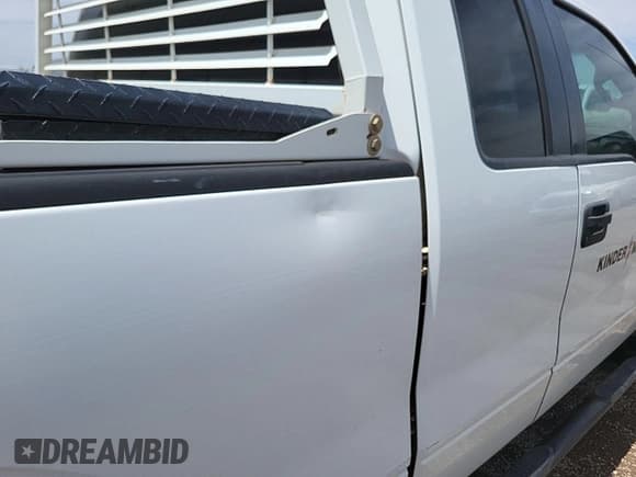 ✅ 2013 Ford F-150 XL • VIN: 1FTFX1EF4DKE57798 • Лот: 42199350. Опубликован ранее на IAAI с пробегом 258 368 миль. Бесплатный доступ к архиву аукционных продаж из США и подробный отчёт об истории автомобиля на DreamBid. Изображение 1.