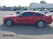 ✅ 2008 Ford Mustang GT Deluxe • VIN: 1ZVHT82H285194618 • Lot: 42001961. Listed on IAAI with 129,781 mi. Free auction sales archive from the USA and detailed vehicle history report at DreamBid. Image 14.