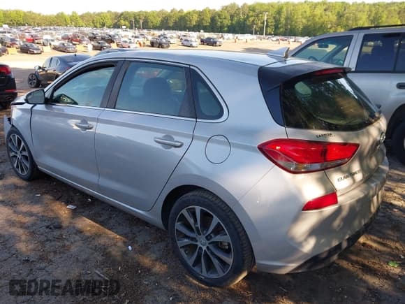 ✅ 2019 Hyundai Elantra • VIN: KMHH35LE3KU095045 • Лот: 42311542. Опубликован ранее на IAAI с пробегом 113 958 миль. Бесплатный доступ к архиву аукционных продаж из США и подробный отчёт об истории автомобиля на DreamBid. Изображение 3.