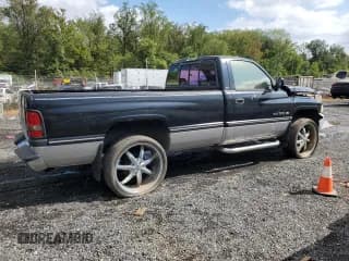 ✅ 1994 Dodge 1500 • VIN: 3B7HC16Y5RM530651 • Лот: 74453654. Опубликован ранее на Copart с пробегом 83 562 миль. Бесплатный доступ к архиву аукционных продаж из США и подробный отчёт об истории автомобиля на DreamBid. Изображение 3.