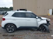 ✅ 2023 Hyundai Venue Limited • VIN: KMHRC8A33PU252068 • Лот: 43338569. Опубликован ранее на IAAI с пробегом 58 406 миль. Бесплатный доступ к архиву аукционных продаж из США и подробный отчёт об истории автомобиля на DreamBid. Изображение 14.