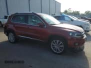 ✅ 2013 Volkswagen Tiguan S • VIN: WVGAV3AX8DW095845 • Лот: 57682605. Опубликован ранее на Copart с пробегом 94 038 миль. Бесплатный доступ к архиву аукционных продаж из США и подробный отчёт об истории автомобиля на DreamBid. Изображение 4.