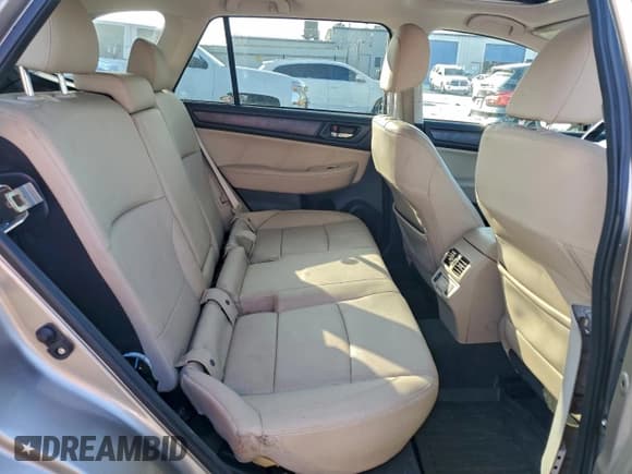 ✅ 2018 Subaru Outback Limited • VIN: 4S4BSENC4J3344168 • Лот: 93935725. Опубликован ранее на Copart с пробегом 70 395 миль. Бесплатный доступ к архиву аукционных продаж из США и подробный отчёт об истории автомобиля на DreamBid. Изображение 10.