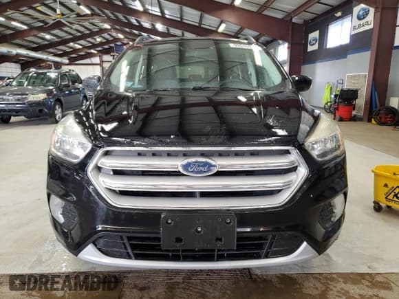 ✅ 2018 Ford Escape SE • VIN: 1FMCU9GD6JUA45867 • Лот: 93515925. Опубликован ранее на Copart с пробегом 116 839 миль. Бесплатный доступ к архиву аукционных продаж из США и подробный отчёт об истории автомобиля на DreamBid. Изображение 5.