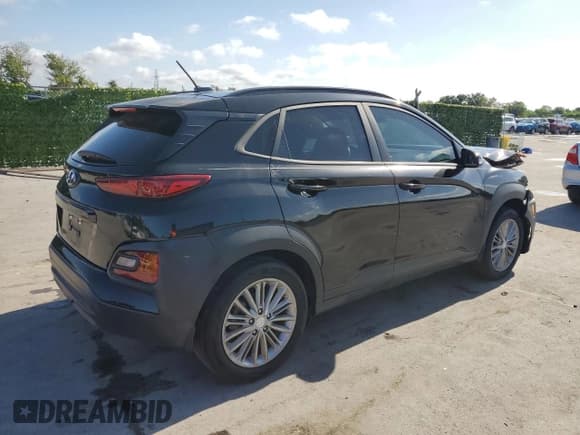 ✅ 2019 Hyundai Kona SEL • VIN: KM8K22AA9KU293040 • Лот: 62638274. Опубликован ранее на Copart с пробегом 46 664 миль. Бесплатный доступ к архиву аукционных продаж из США и подробный отчёт об истории автомобиля на DreamBid. Изображение 3.