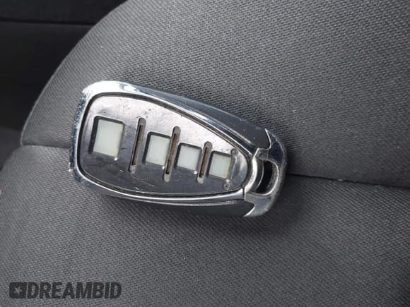 ✅ 2016 Chevrolet Malibu LS • VIN: 1G1ZC5ST0GF212075 • Лот: 43780075. Опубликован ранее на IAAI с пробегом 178 428 миль. Бесплатный доступ к архиву аукционных продаж из США и подробный отчёт об истории автомобиля на DreamBid. Изображение 11.