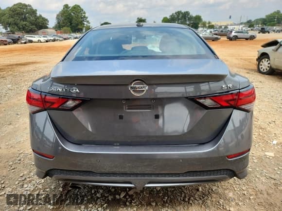 ✅ 2020 Nissan Sentra SR • VIN: 3N1AB8DV9LY243063 • Lot: 82141545. Listed on Copart with 92,126 mi. Free auction sales archive from the USA and detailed vehicle history report at DreamBid. Image 6.