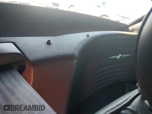 ✅ 2002 Ford Thunderbird Hardtop Premium • VIN: 1FAHP60A52Y122437 • Лот: 73883244. Опубликован ранее на Copart с пробегом Не указан. Бесплатный доступ к архиву аукционных продаж из США и подробный отчёт об истории автомобиля на DreamBid. Изображение 10.