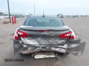 ✅ 2012 Ford Focus SE • VIN: 1FAHP3F25CL211521 • Lot: 43339065. Wystawiony na IAAI z przebiegiem 162 096 mil. Bezpłatny archiwum sprzedaży aukcyjnych z USA i szczegółowy raport historii pojazdu na DreamBid. Zdjęcie 16.