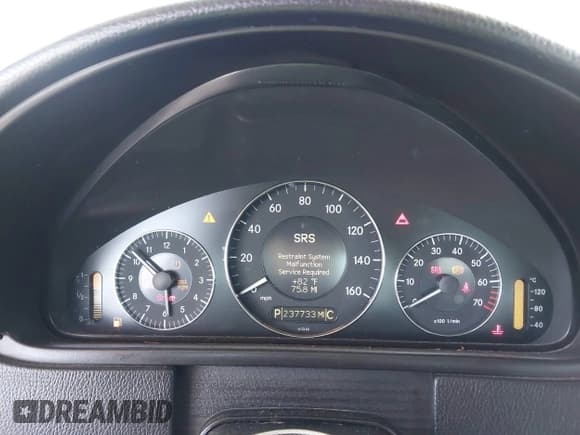 ✅ 2008 Mercedes-Benz CLK 550 • VIN: WDBTK72F58T089686 • Lot: 42295531. Wystawiony na IAAI z przebiegiem 237 733 mil. Bezpłatny archiwum sprzedaży aukcyjnych z USA i szczegółowy raport historii pojazdu na DreamBid. Zdjęcie 7.