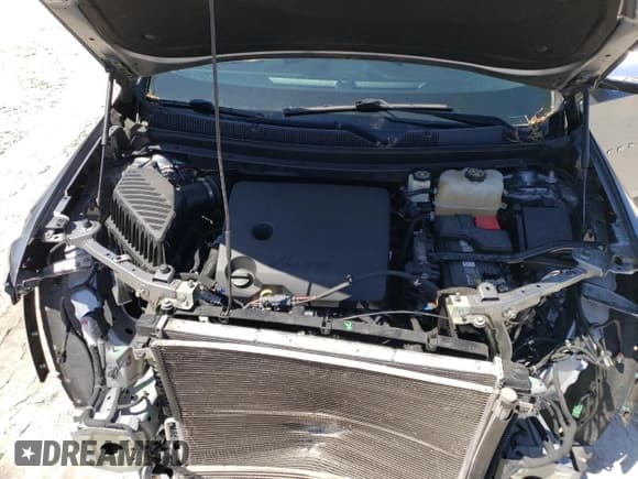 ✅ 2018 Chevrolet Traverse LT Cloth • VIN: 1GNERGKW6JJ253977 • Lot: 48542793. Wystawiony na Copart z przebiegiem 94 729 mil. Bezpłatny archiwum sprzedaży aukcyjnych z USA i szczegółowy raport historii pojazdu na DreamBid. Zdjęcie 12.