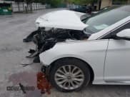 ✅ 2015 Hyundai Sonata Limited • VIN: 5NPE34AF7FH070596 • Лот: 41962927. Опубликован ранее на IAAI с пробегом 146 365 миль. Бесплатный доступ к архиву аукционных продаж из США и подробный отчёт об истории автомобиля на DreamBid. Изображение 18.