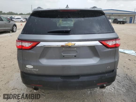 ✅ 2019 Chevrolet Traverse LT Cloth • VIN: 1GNERGKW3KJ307799 • Lot: 61985824. Wystawiony na Copart z przebiegiem 142 882 mil. Bezpłatny archiwum sprzedaży aukcyjnych z USA i szczegółowy raport historii pojazdu na DreamBid. Zdjęcie 6.