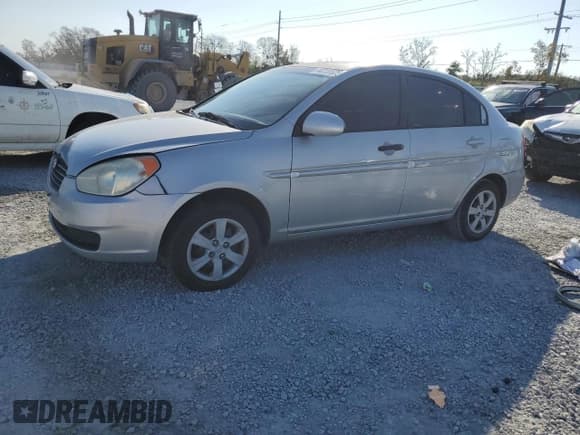 ✅ 2008 Hyundai Accent GLS • VIN: KMHCN46C28U235944 • Лот: 44220525. Опубликован ранее на Copart с пробегом 175 958 миль. Бесплатный доступ к архиву аукционных продаж из США и подробный отчёт об истории автомобиля на DreamBid. Изображение 1.