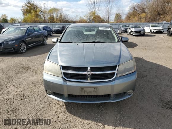 ✅ 2008 Dodge Avenger R/T • VIN: 1B3LC76M68N193813 • Лот: 77839424. Опубликован ранее на Copart с пробегом 166 139 миль. Бесплатный доступ к архиву аукционных продаж из США и подробный отчёт об истории автомобиля на DreamBid. Изображение 5.