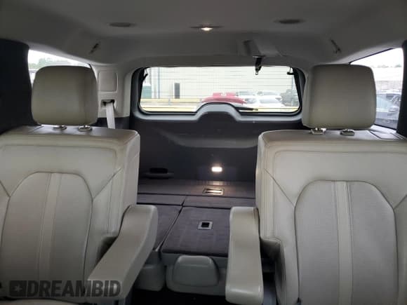 ✅ 2018 Ford Expedition Limited • VIN: 1FMJU1KT6JEA39018 • Lot: 89924285. Listed on Copart with 154,047 mi. Free auction sales archive from the USA and detailed vehicle history report at DreamBid. Image 10.