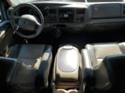 ✅ 2004 Ford Excursion Eddie Bauer • VIN: 1FMSU45P74EA29932 • Lot: 53301295. Listed on Copart with 171,263 mi. Free auction sales archive from the USA and detailed vehicle history report at DreamBid. Image 8.