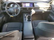 ✅ 2023 Toyota Crown XLE • VIN: JTDAAAAF7P3000290 • Лот: 90613825. Опубликован ранее на Copart с пробегом 102 922 миль. Бесплатный доступ к архиву аукционных продаж из США и подробный отчёт об истории автомобиля на DreamBid. Изображение 8.