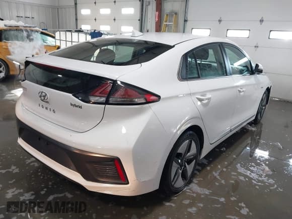 ✅ 2020 Hyundai Ioniq SEL • VIN: KMHC85LC9LU209366 • Lot: 41248182. Wystawiony na IAAI z przebiegiem 120 121 mil. Bezpłatny archiwum sprzedaży aukcyjnych z USA i szczegółowy raport historii pojazdu na DreamBid. Zdjęcie 4.