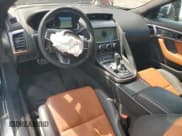 ✅ 2023 Jaguar F-Type R • VIN: SAJD51FE0PCK80511 • Lot: 57606565. Wystawiony na Copart z przebiegiem 12 373 mil. Bezpłatny archiwum sprzedaży aukcyjnych z USA i szczegółowy raport historii pojazdu na DreamBid. Zdjęcie 8.