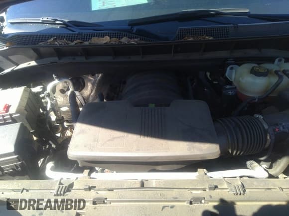 ✅ 2020 Chevrolet Silverado 1500 RST • VIN: 1GCUYEEL6LZ264236 • Lot: 41617642. Wystawiony na IAAI z przebiegiem 127 123 mil. Bezpłatny archiwum sprzedaży aukcyjnych z USA i szczegółowy raport historii pojazdu na DreamBid. Zdjęcie 10.