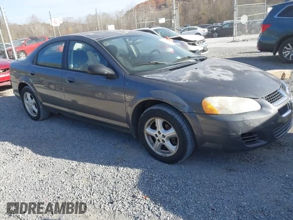 ✅ 2005 Dodge Stratus SXT • VIN: 1B3EL46T95N626664 • Lot: 43628258. Wystawiony na IAAI z przebiegiem 179 869 mil. Bezpłatny archiwum sprzedaży aukcyjnych z USA i szczegółowy raport historii pojazdu na DreamBid. Zdjęcie 1.
