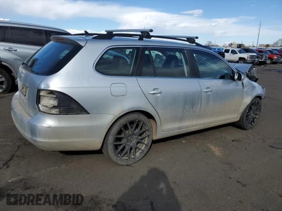 ✅ 2014 Volkswagen Jetta TDI • VIN: 3VWML7AJ2EM628250 • Lot: 46929815. Listed on Copart with 97,107 mi. Free auction sales archive from the USA and detailed vehicle history report at DreamBid. Image 3.