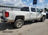✅ 2017 Chevrolet Silverado 2500HD LT • VIN: 1GC1KVEY4HF167447 • Lot: 70291305. Wystawiony na Copart z przebiegiem 171 752 mil. Bezpłatny archiwum sprzedaży aukcyjnych z USA i szczegółowy raport historii pojazdu na DreamBid. Zdjęcie 3.