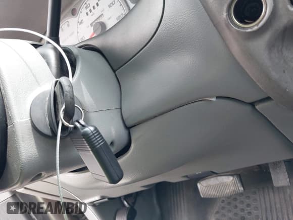 ✅ 2003 Ford Explorer Sport Trac XLS • VIN: 1FMZU77E23UA64779 • Lot: 42241409. Wystawiony na IAAI z przebiegiem 212 608 mil. Bezpłatny archiwum sprzedaży aukcyjnych z USA i szczegółowy raport historii pojazdu na DreamBid. Zdjęcie 11.