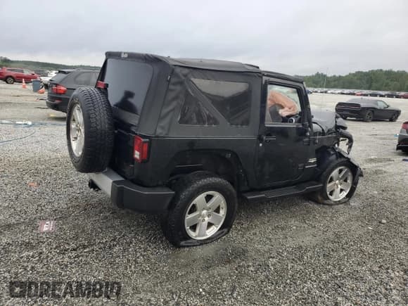 ✅ 2008 Jeep Wrangler Sahara • VIN: 1J4FA54158L578168 • Lot: 69404965. Listed on Copart with 151,001 mi. Free auction sales archive from the USA and detailed vehicle history report at DreamBid. Image 3.